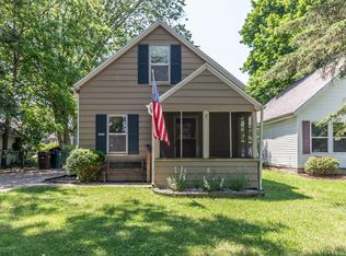 638 Jessop Ave, Lansing, MI 48910