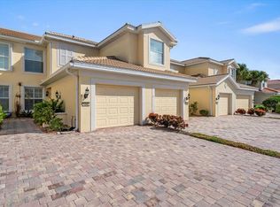 1245 Burgos Dr #304, Sarasota, FL 34238