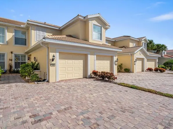 1245 Burgos Dr #304, Sarasota, FL 34238