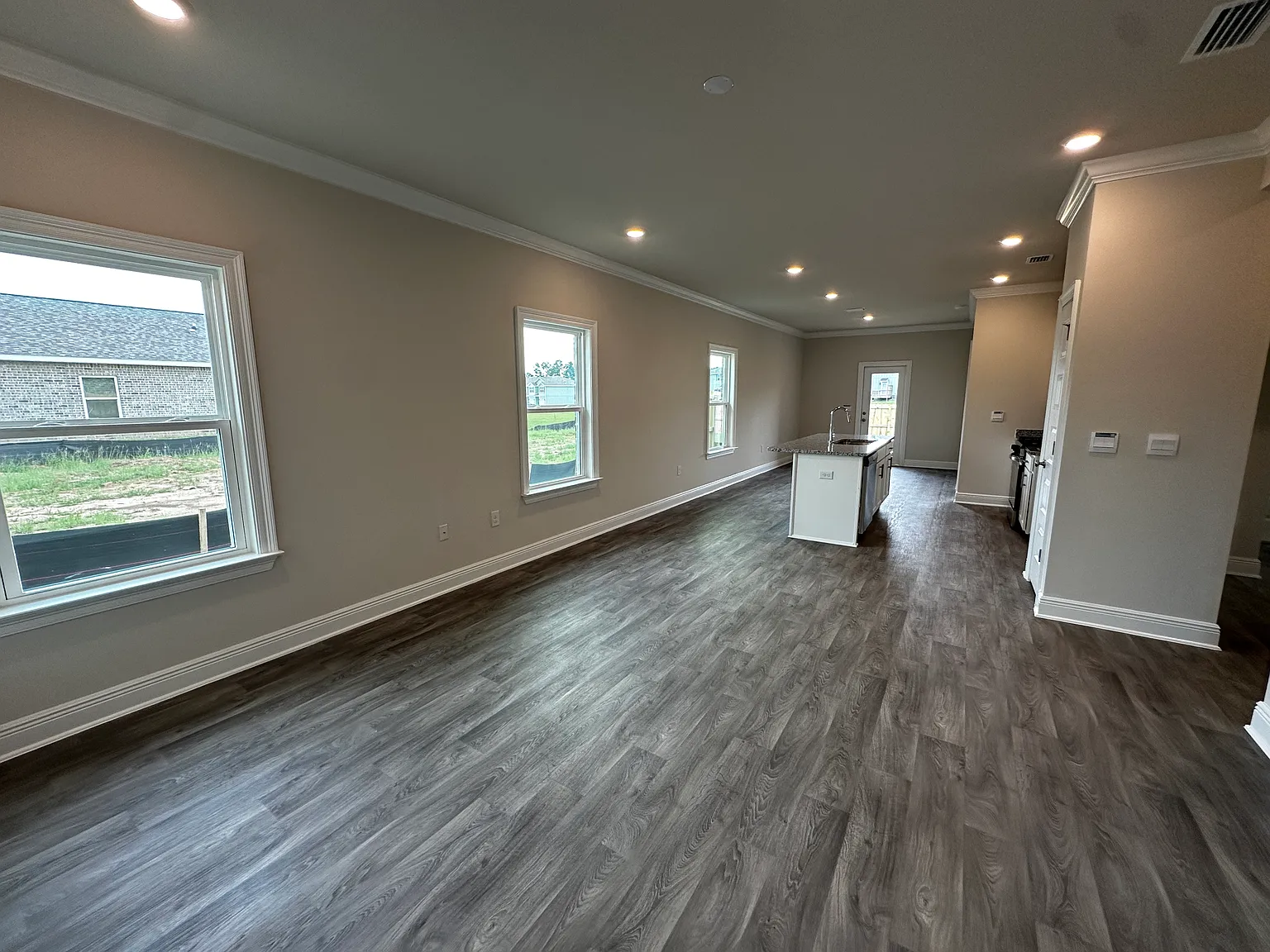 Available Now! Newly Built 3 Bedroom / 2 Bath In Spanish Fort! — Photo 2