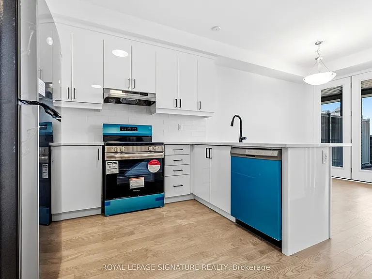 111 Avani Ave — Photo 10