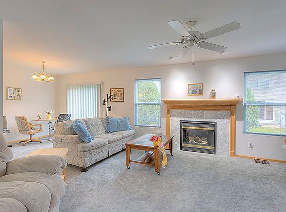 2nd image of 4927 Prairie Rose Dr APT 35