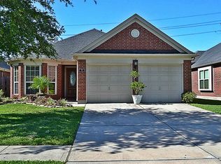 19 Palm Desert Dr, Manvel, TX 77578