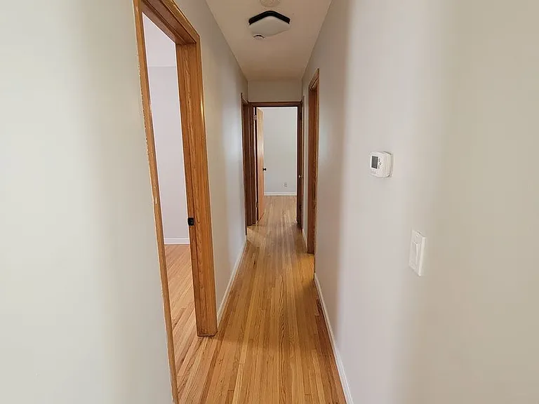 5846 Washburn Ave S — Photo 8