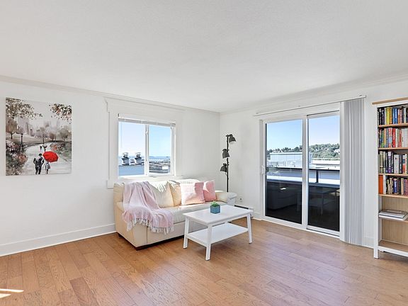3rd image of 2215 14th Ave W APT 6