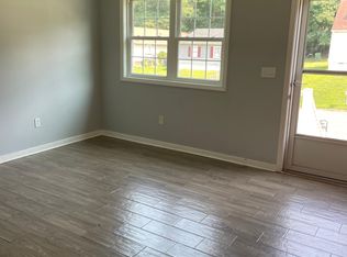 1821 Freeman St, Hopewell, VA 23860