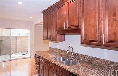 4th image of 7909 Quimby Ave