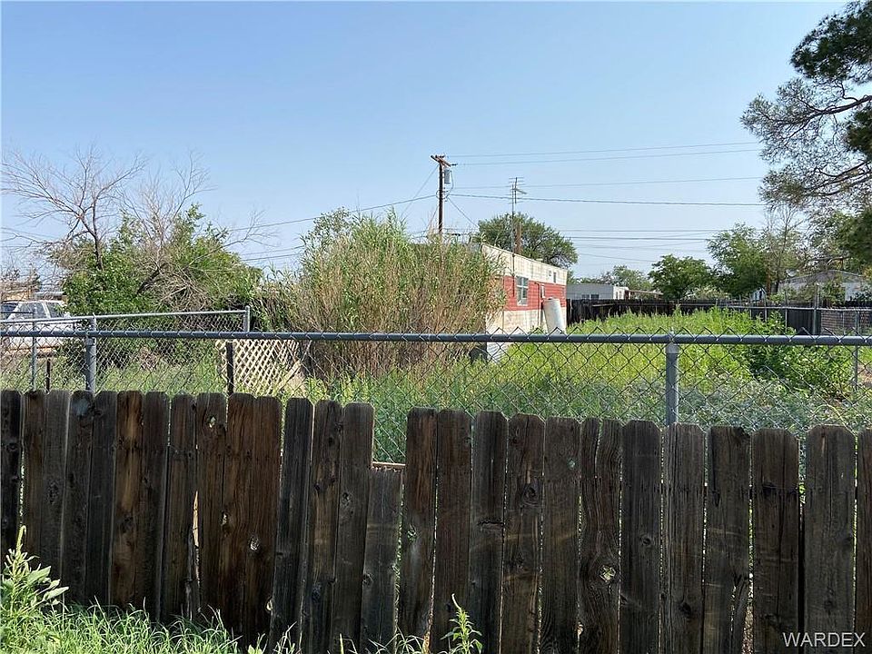1st image of 3529 E Martin Ln