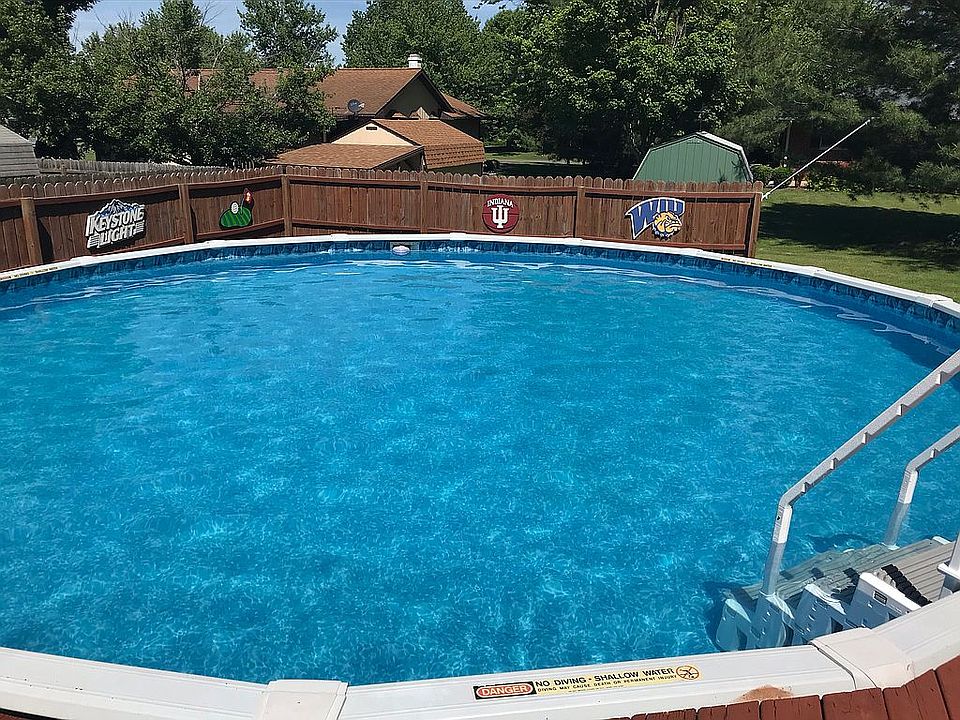 27’ round above ground pool