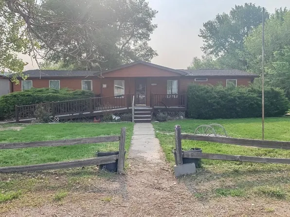 306 Bryan St, Loomis, NE 68958