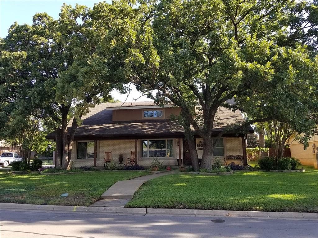 1904 Dr, Euless, TX 76040 Zillow