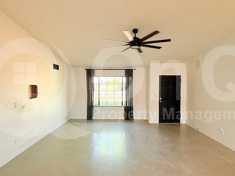 1222 W 13th St — Photo 5