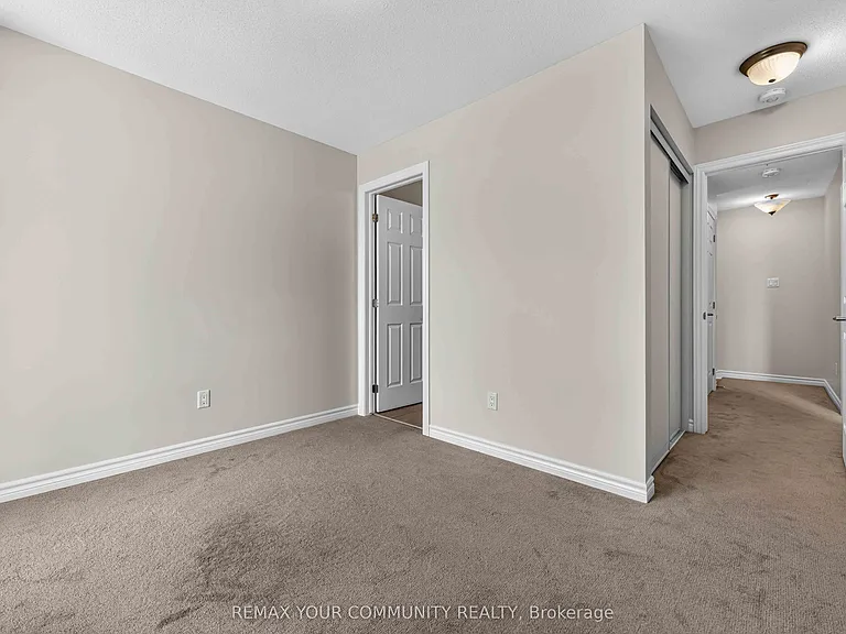 2250 Watercolours Way — Photo 22