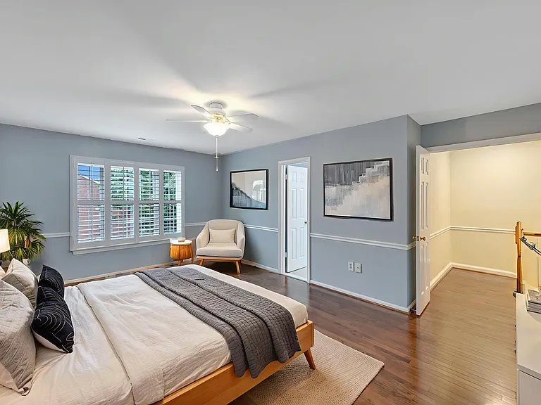 1427 McLean Mews Ct — Photo 16