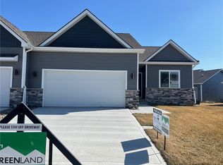 3325 NW Coral Ln, Ankeny, IA 50023
