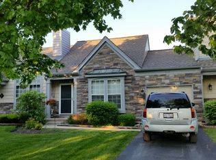 1315 Seabury Cir, Carol Stream, IL 60188