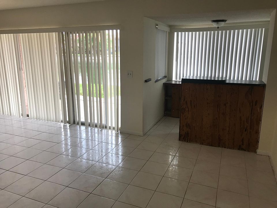 2nd image of 1810 SW 56th Ave