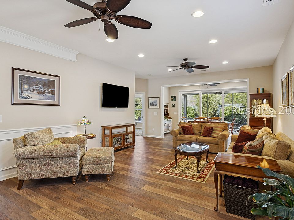 1st image of 1038 Gleneagle Ct