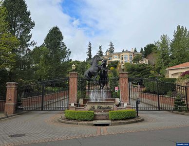 3595 Ghiglieri Ct, West Linn, OR, 97068