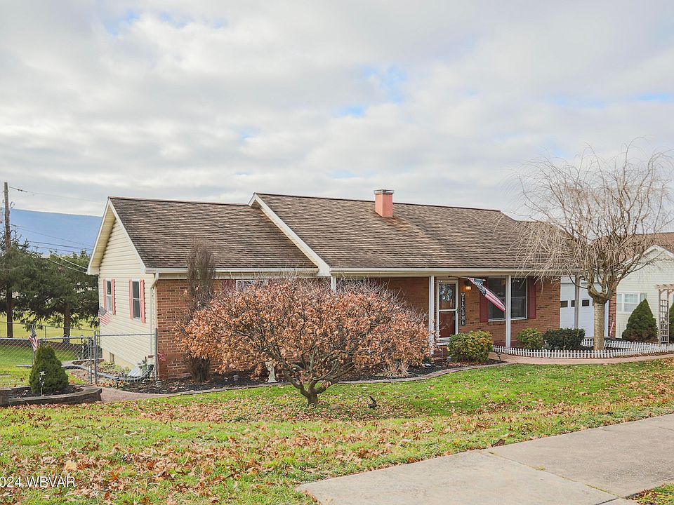 1st image of 1316 Pearl Blvd