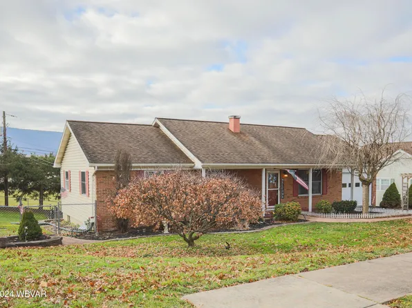 1316 Pearl Blvd, Montoursville, PA 17754