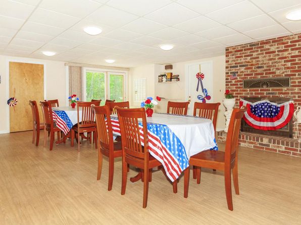 Pleasant View Manor, 1 Point St, Columbia Falls, ME 04623