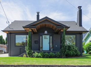 5714 SE Lincoln St #A, Portland, OR 97215