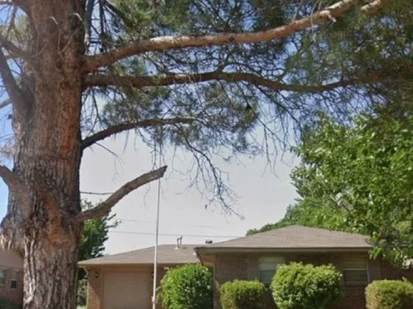 6753 NW Compass Dr, Lawton, OK 73505