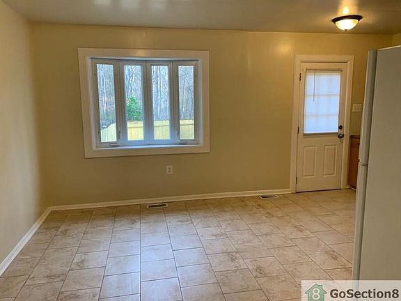 4th image of 8244 Marlton Ct