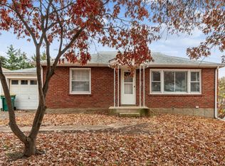 8110 Bloom Dr, Saint Louis, MO 63114