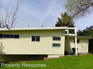 613 NW 6th St APT D, Pendleton, OR 97801