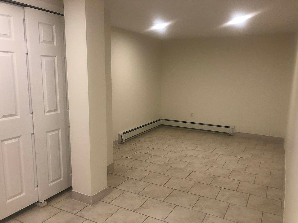 2nd image of 7509 Ditmars Blvd