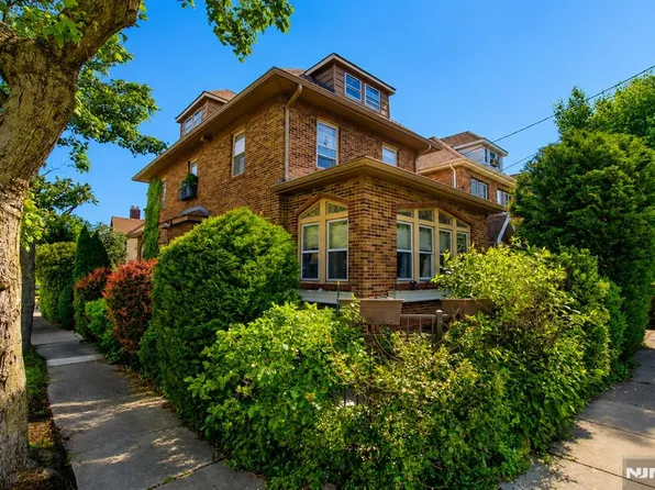 540 Highridge Ave, Cliffside Park, NJ 07010