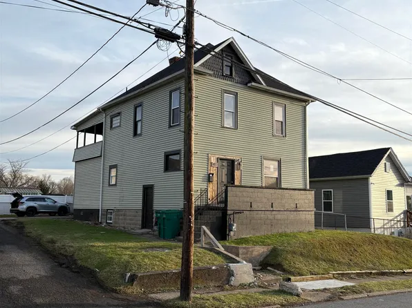 1107 N 14th St, Clarksburg, WV 26301