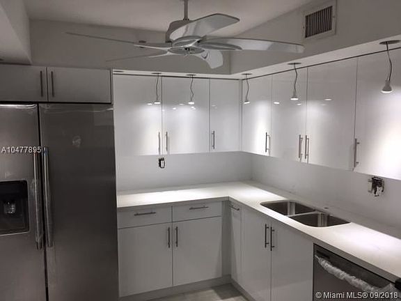 5th image of 3600 Mystic Pointe Dr APT 802