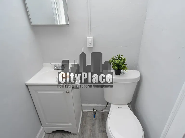 5345 E Washington St #14 — Photo 15