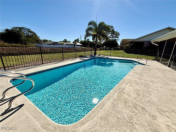 5th image of 70 Ortona St