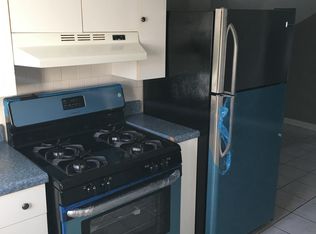 459 Snell St #3, Fall River, MA 02721