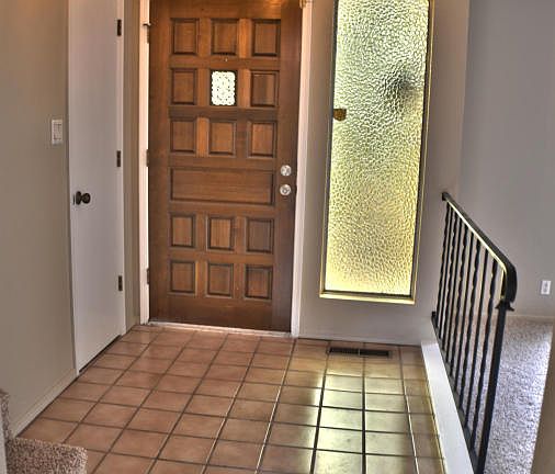 3rd image of 4432 Glenwood Hills Dr NE