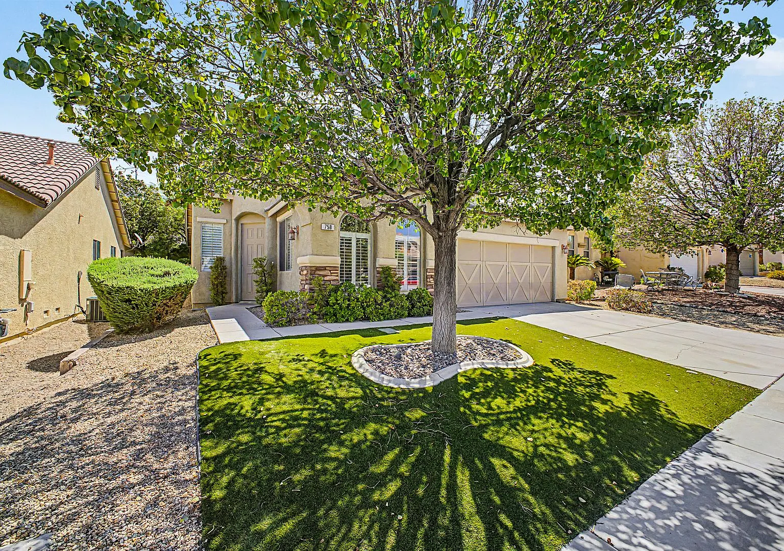 Rise Canyon Dr — Photo 2