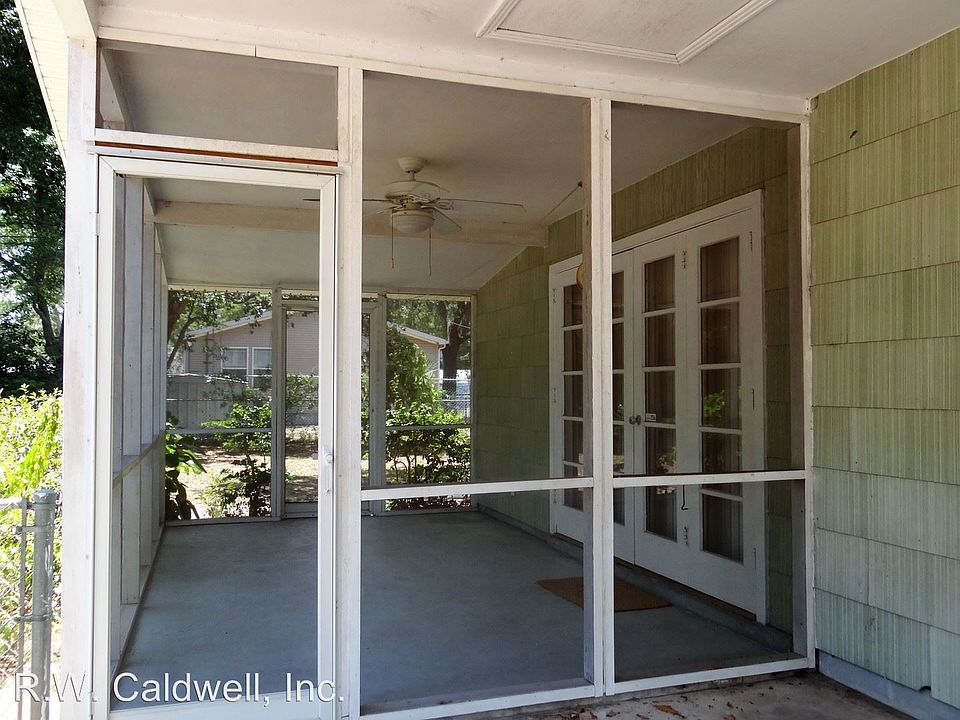 1st image of 5318 8th Ave S