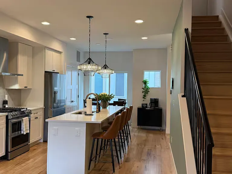 2939 W 22nd Ave — Photo 33