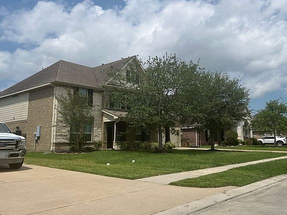 3rd image of 1725 Coral Cliff Dr