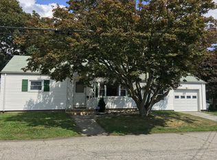 26 Carroll Ct, New London, CT 06320