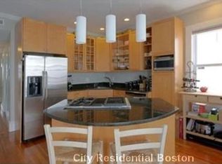 472 E 8th St #3, South Boston, MA 02127