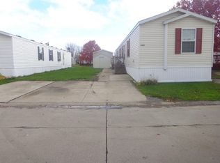 6969 Carson Dr, Romulus, MI 48174