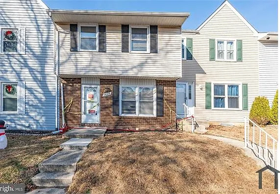 7662 Beth Noelle Ct — Photo 1