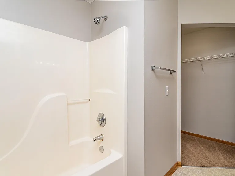 4630 Twain St — Photo 16