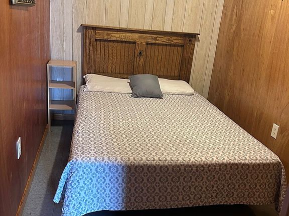 3rd image of 5843 N Highway 1 APT 6