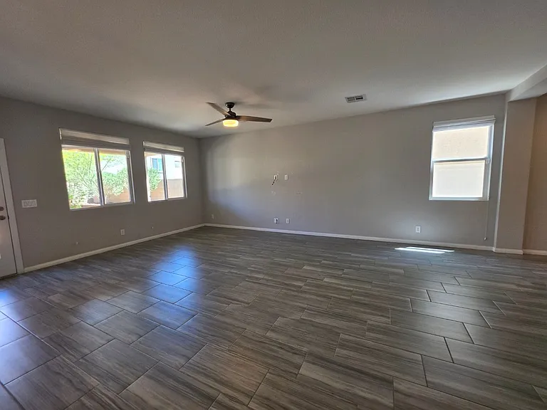 9852 Fisher Bay Ct — Photo 8